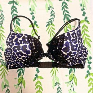 Victoria’s Secret very sexy push-up bra 36b
